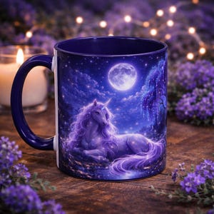 Taza de café de unicornio, taza de fantasía, taza de unicornio a la luz de la luna, regalo mágico para ella, taza para amantes de los libros, taza de bosque encantado, regalo acogedor para lectores. imagen 3
