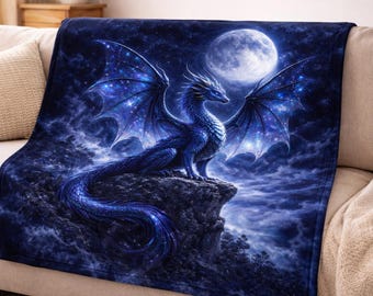 Manta Dragón a la Luz de la Luna, Manta Dragón Fantástica Azul, Manta Acogedora para Leer, Regalo Romántico, Decoración Dragón Celestial, Regalo para Amantes de los Libros