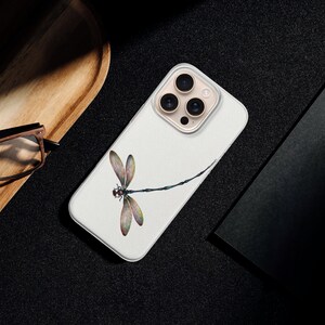 Funda para teléfono con diseño de libélula en acuarela para iPhone 17e, 17Air, 17Pro Max, 17Pro, 16e, 16Plus, 16Pro Max, 15, 15Plus, 15Pro, 14, 14Pro, 13 y 12. imagen 13