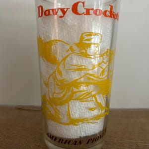 Vintage Davy Crockett American Pioneer Grew Up In The Forests Glass Tumbler Juice Glass