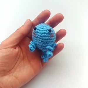 Jellyfish amigurumi light blue, light blue, light green