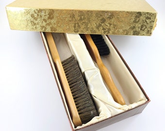 Pair of Vintage Clothing and Shoe Brushes In Original Box Made in USA / Vintage Wooden Leather Brushes / Shoe Brush Shoe Horn