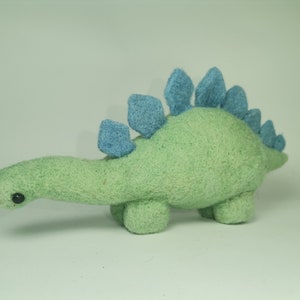 Small needle felted dinosaur, Green dino plush toy