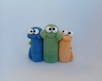 Three felted monster figurines, wool friends gift, Whimsical shelf decoration, Wool sculptures, fibre family gift