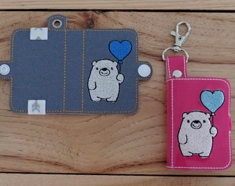 DIY-DIGITAL FILE - Tic Tac box Cover Bear with Heart Balloon Valentine Day - 5x7 hoop - Snap tab / ith Machine Embroidery Design File