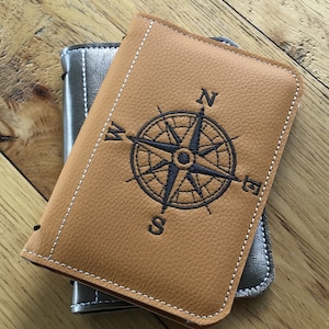 DIY-DIGITAL File - Compass - Passport Size - Travellers Journal Cover -  ITH Machine Embroidery Design File