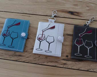 DIY-ARQUIVO DIGITAL - Copos de vinho com carteira de garrafa - Porta-cartão de presente Guia de encaixe / chaveiro com arquivo de design de bordado de máquina