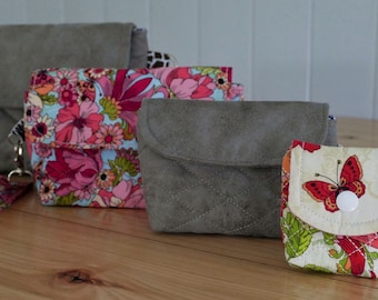 DIY-DIGITAL FILE - 9 x 14 hoop & less - P A R T I A L  in The Hoop Basic Small Bags with top flap, open center compartment - Lined