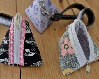 DIY-DIGITAL FILE -Pyramid triangle key ring zipper pouch, 3D shape and Partial In the hoop - 6x10 hoop - requires sewing 3 seams to complete