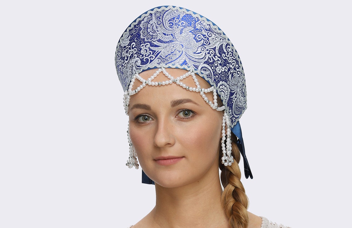 traditional russian headpiece