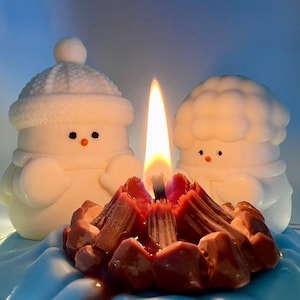 Campfire Snowman Candle: Sugar Cookie Scented Decorative Soy Wax Candle