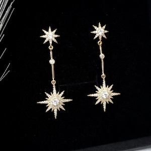 Pendientes colgantes dorados con forma de estrella: pendientes de estrella celestial, inspirados en la princesa Kate, pendientes colgantes dorados, regalo para dama de honor, regalo de cumpleaños