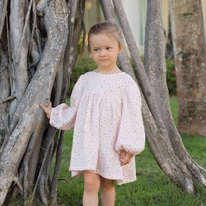 Vestito da ragazze in mussola, vestito da ragazze in cotone organico, vestito da ragazze con maniche a sbuffo, vestito da bambina in mussola