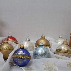 Vintage Christmas By Krebs Glass Ornaments 8 Ball-Shaped Variety of Colors with Glitter Accents