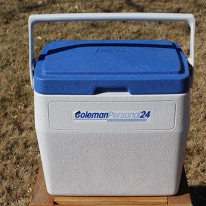 Coleman Personal 24 Cooler 5276 White with Blue Lid 1990 Vintage