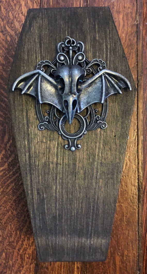 Bat jewelry sale holder
