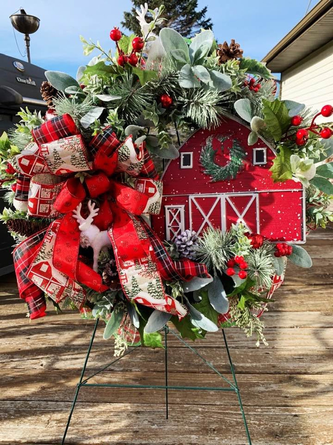Red Barn Wreath, Red Barn Front Door Hanger, Christmas Red Barn