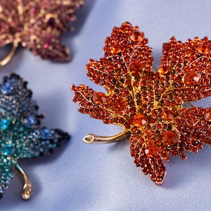 Maple Leaf Brooch, Autumn Leaf Pin, Brooch with crystals, Gift for her, Gift for Mom image 6