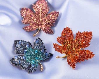 Maple Leaf Brooch, Autumn Leaf Pin, Brooch with crystals, Gift for her, Gift for Mom