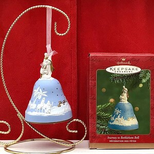 Christmas is coming - 2001 Hallmark Keepsake JOURNEY TO BETHLEHEM Christmas Bell/Ornament with Box - Giftable