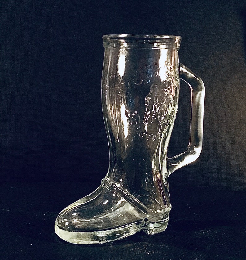 Giftable for a Collector Souvenir Collectible Glass BOOT MUG with Handle Bavarian Inn Frankenmuth Michigan