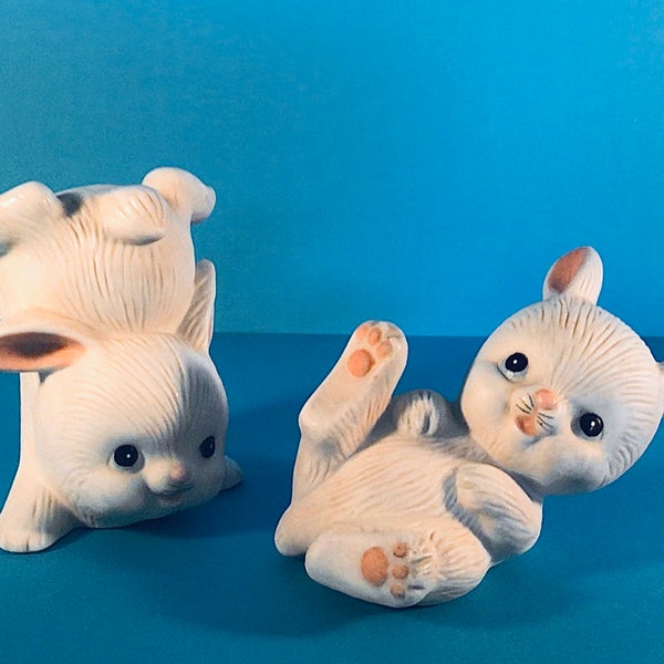 Vintage HOMCO Home Interior Pair of Playful White Bunnies - Giftable