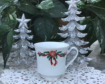 POINSETTIAS & RIBBONS Porcelain Fine China Coffee Hot Chocolate Tea Cup - Giftable