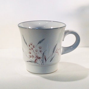 NORITAKE STONEWARE Coffee or Tea Cup in Woodstock Pattern - Giftable