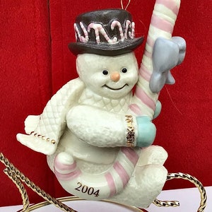 Christmas 2025 is coming - LENOX Vintage Porcelain 2004 Candy Cane Christmas   Ornament - Giftable