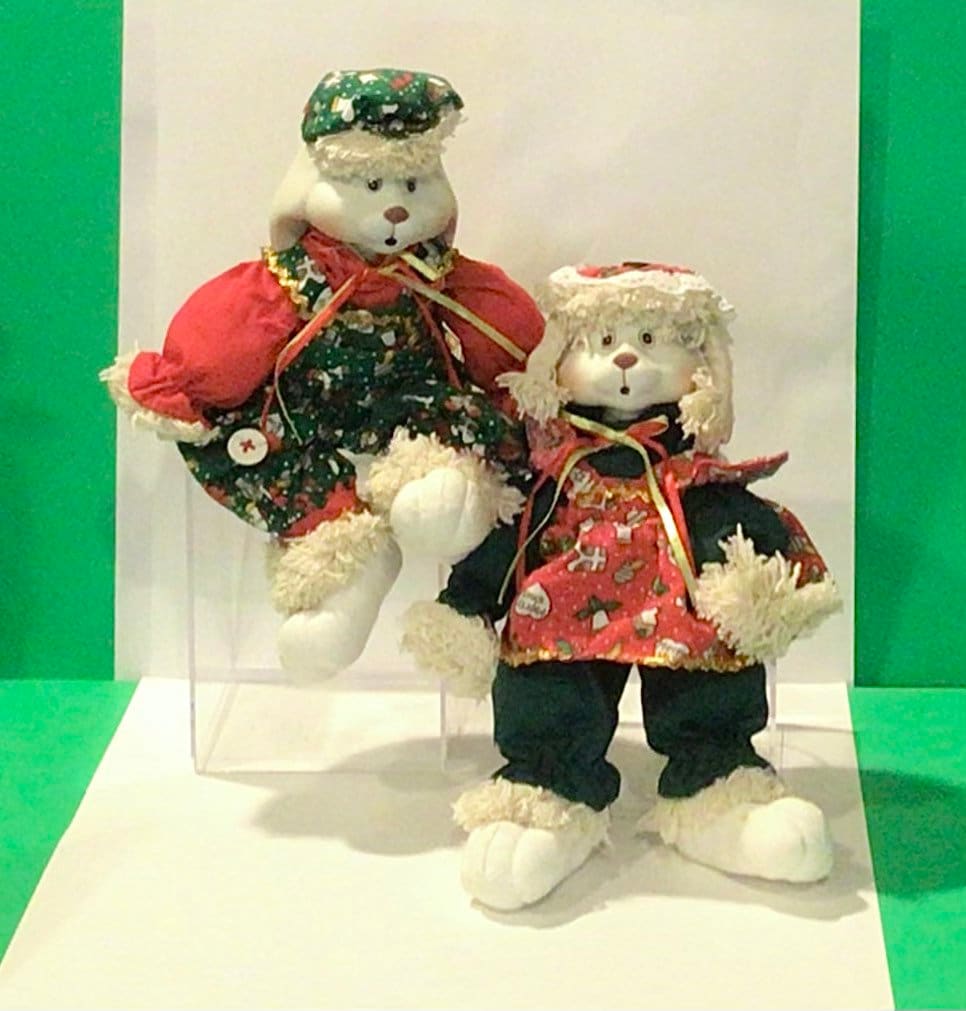 Buy House of Lloyd Christmas Around the World Dolls Online In