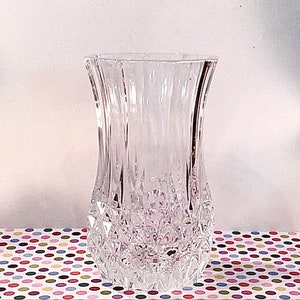 Zwaar loodkristal geslepen glas? Eenvoudige maar elegante bloemenvaas - cadeaubaar