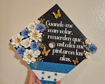 Honduras graduation cap topper, Hoduras cap topper, Honduras flag, blue and white graduation, graduation cap topper.