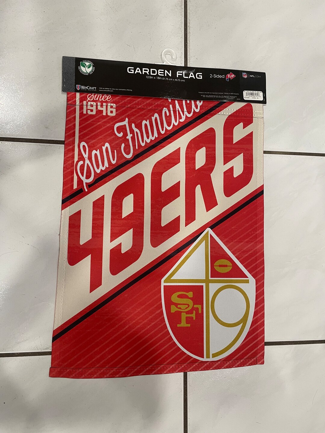 WinCraft Bandiera San Francisco 49ers 4'x6' Per Esterni - Poliestere, Doppia Faccia, Con Occhielli, Ufficiale NFL