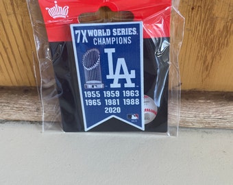 Dodgers pin 7x champions banner pin