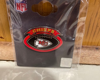 Kansas City chiefs touchdown pin hat lapel collector