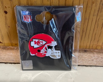 Kansas City chiefs helmet pin new design hat lapel collector