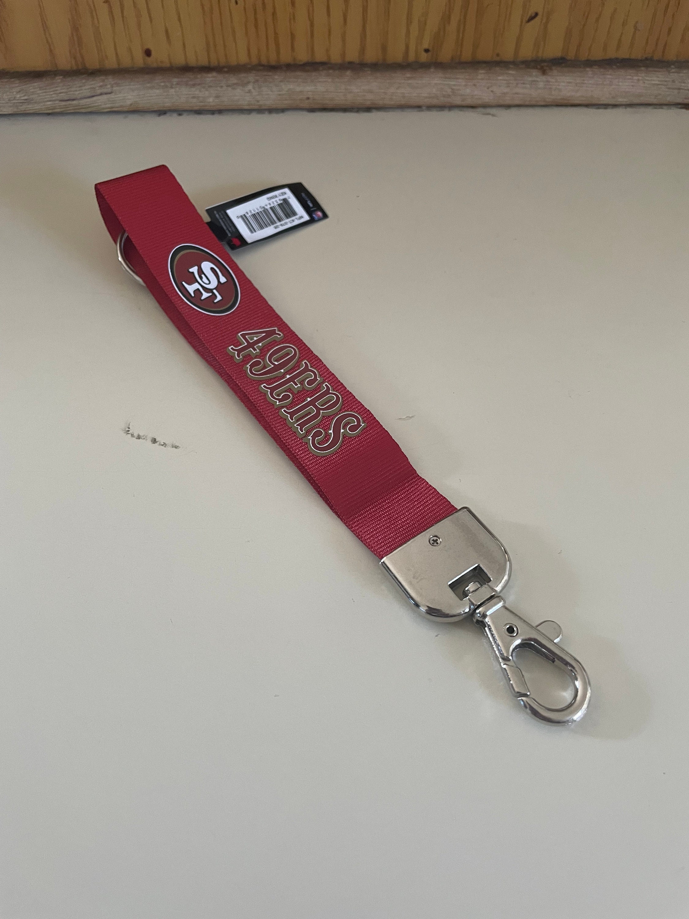 San Francisco 49ers Chrome Logo Cut Keychain - Sports Fan Shop
