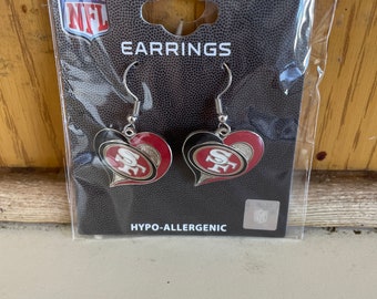 San Francisco 49ers heart shaped earrings