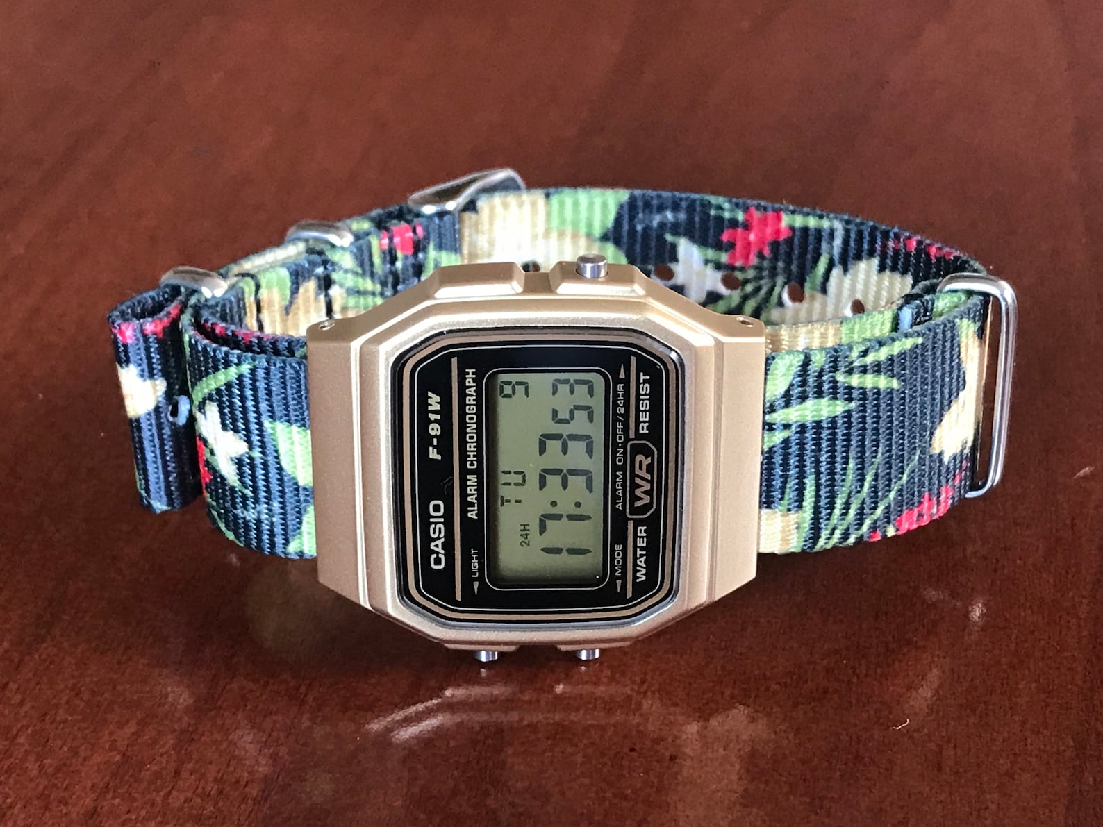 casio vintage floral