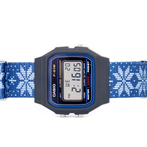 Casio nero su cinturino nero | Etsy Italia