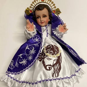 DIVINO ROSTRO MORADO ,Gala bordado 2025 , Ropa de niño dios,Traje de niño dios , Baby Jesus clothes , Baby jesus out fit , vestido nino dios
