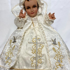 Embroidered Ivory Baby Jesus Outfit, Ropon Bordado