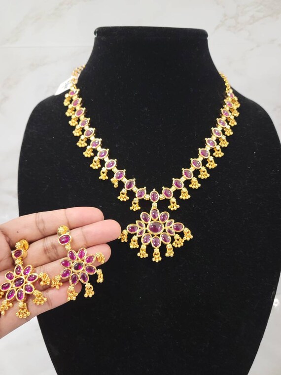 Beautiful Party Wear Reversible Ruby Necklace Imitation Jewelry