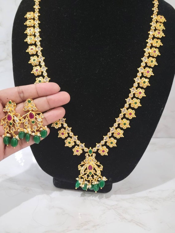 Beautiful artificial best sale necklace