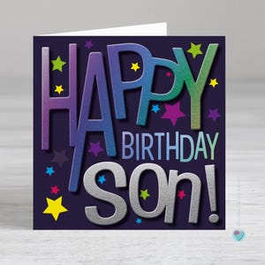 男の子または男性向けの息子の誕生日カード | モダンで楽しいタイポグラフィデザイン | オプションで、このカードに独自のメッセージや詩を追加します