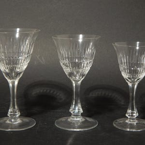 Antique Art Deco Elegant 18 Glasses Goblets Ground Glass