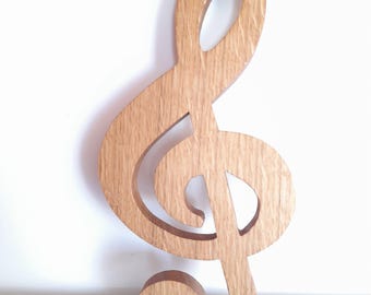 Treble clef, wooden trivet or decoration, handcrafted creation.