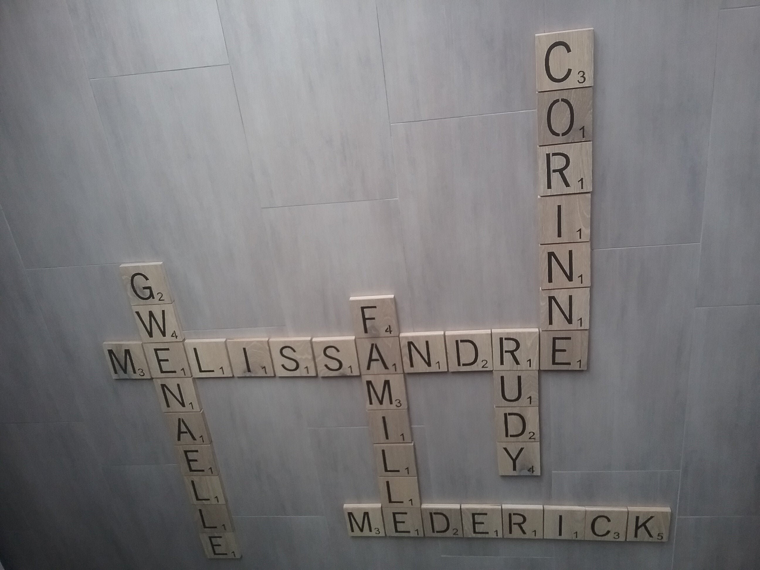 geant en 5 lettres