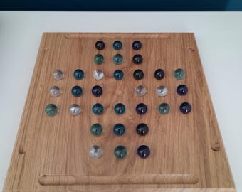 Solitaire game, handcrafted, oak board. Unique piece. Father's Day gift idea.