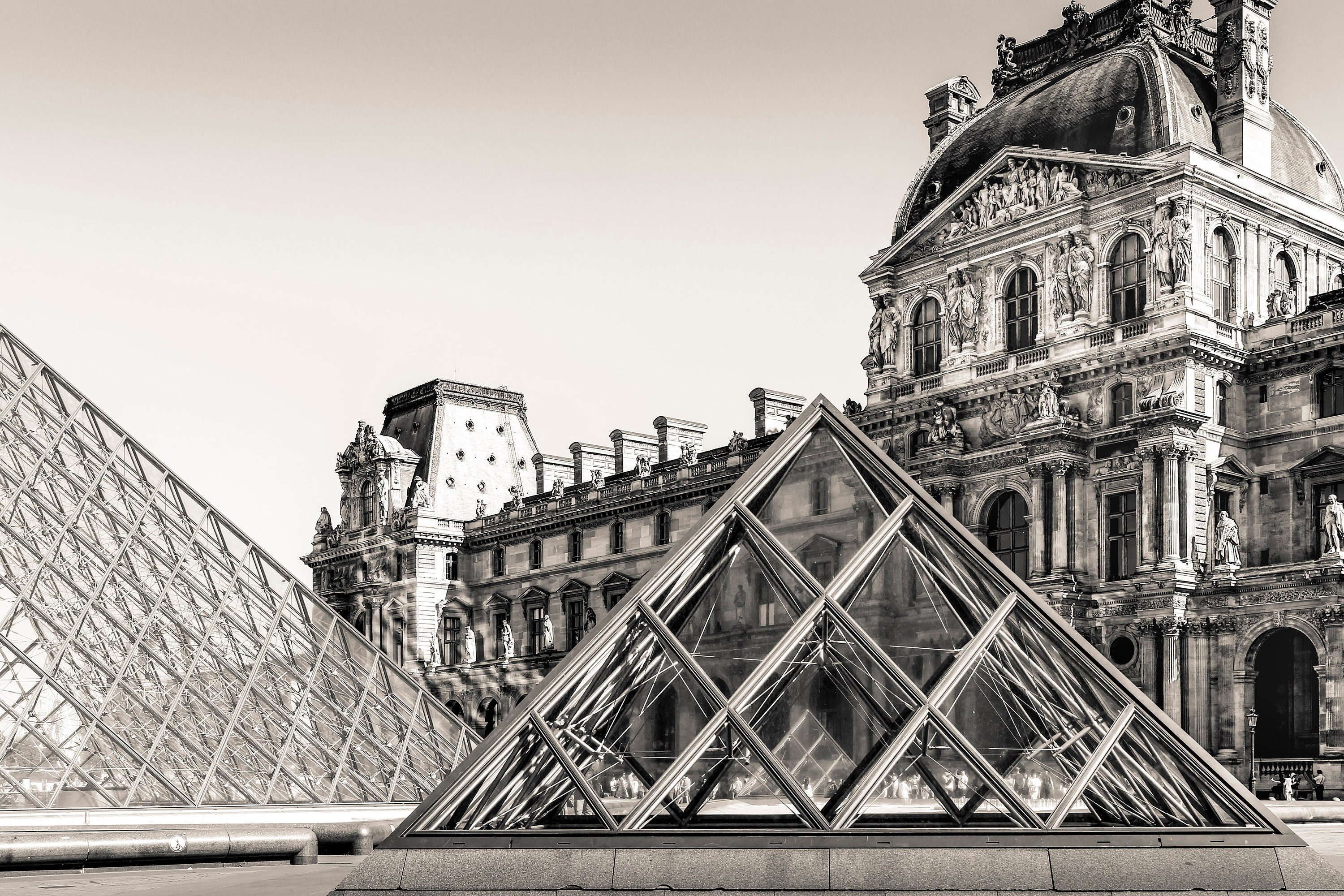 Black and white photograph of the the Louvre Museum in Paris | Etsy